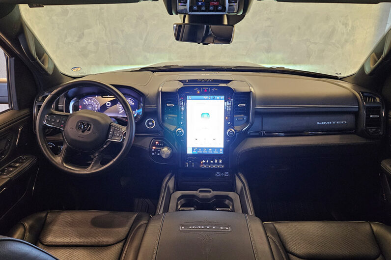 RAM 1500 5.7 V8 GASOLINA LIMITED CD 4X4 AUTOMÁTICO