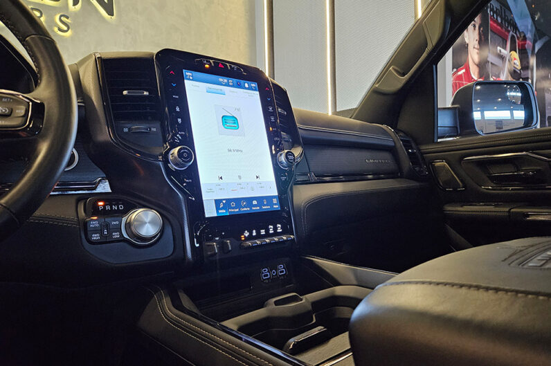 RAM 1500 5.7 V8 GASOLINA LIMITED CD 4X4 AUTOMÁTICO