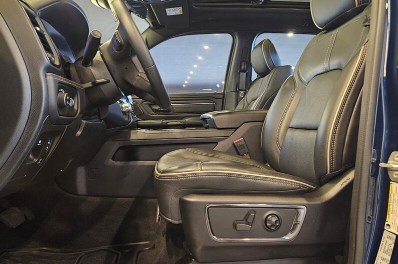 RAM 1500 5.7 V8 GASOLINA LIMITED CD 4X4 AUTOMÁTICO