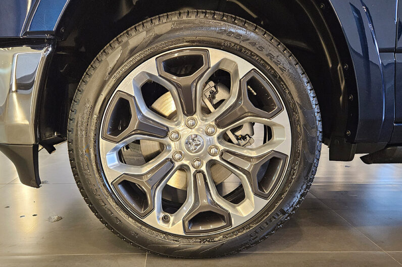 RAM 1500 5.7 V8 GASOLINA LIMITED CD 4X4 AUTOMÁTICO