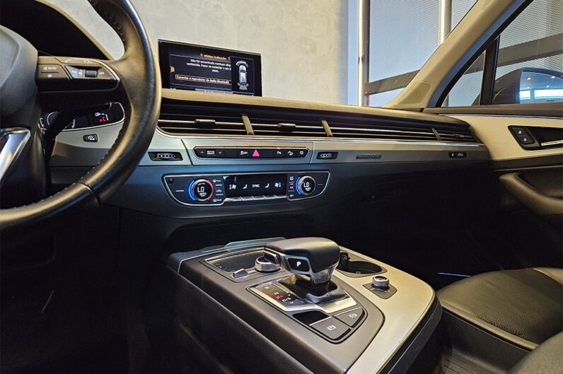 AUDI Q7 3.0 V6 TDI DIESEL PRESTIGE PLUS TIPTRONIC 7L 2019