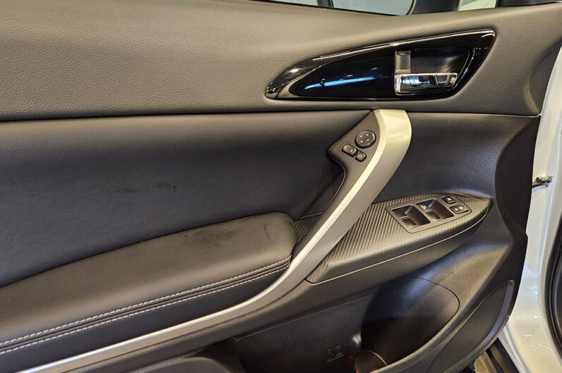 MITSUBISHI ECLIPSE CROSS 1.5 MIVEC TURBO GASOLINA HPE-S S-AWC CVT 2025