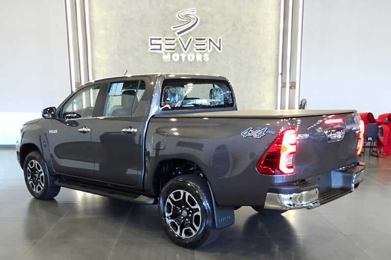 TOYOTA HILUX 2.8 D-4D TURBO DIESEL CD SRX 4X4 AUTOMÁTICO 2026