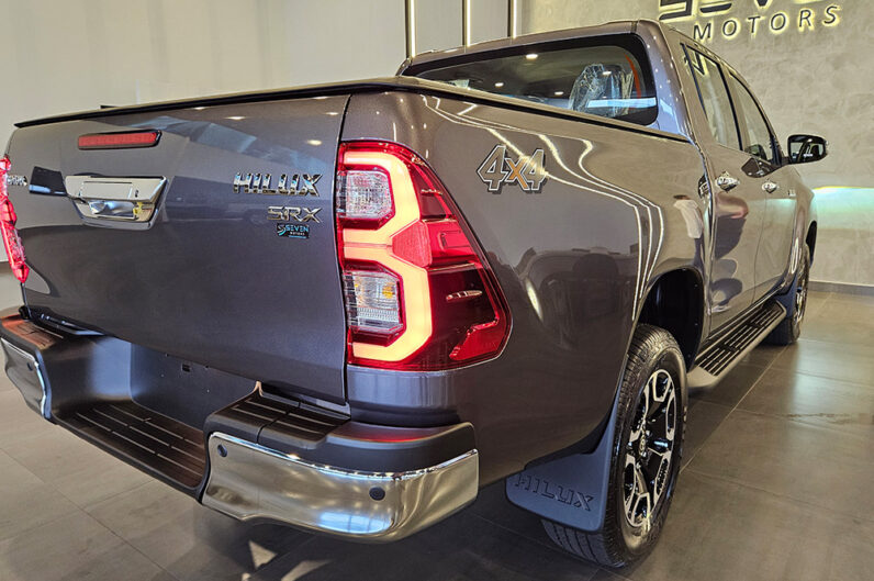 TOYOTA HILUX 2.8 D-4D TURBO DIESEL CD SRX 4X4 AUTOMÁTICO 2026