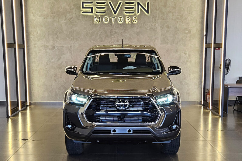 TOYOTA HILUX 2.8 D-4D TURBO DIESEL CD SRX 4X4 AUTOMÁTICO 2026