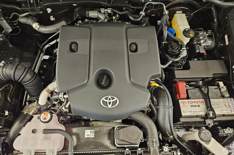 TOYOTA HILUX 2.8 D-4D TURBO DIESEL CD SRX 4X4 AUTOMÁTICO 2026