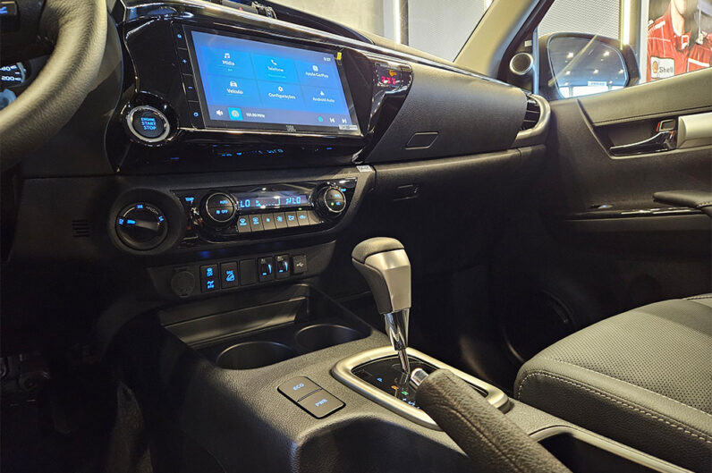TOYOTA HILUX 2.8 D-4D TURBO DIESEL CD SRX 4X4 AUTOMÁTICO 2026