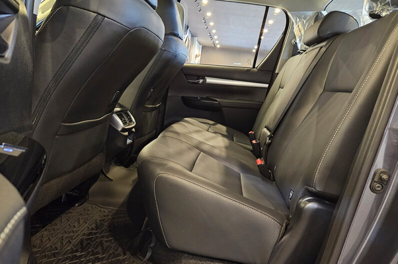 TOYOTA HILUX 2.8 D-4D TURBO DIESEL CD SRX 4X4 AUTOMÁTICO 2026