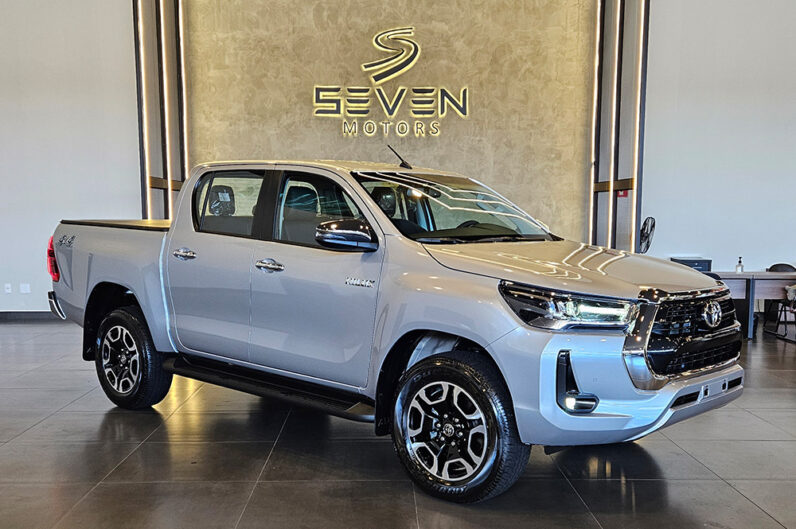TOYOTA HILUX 2.8 D-4D TURBO DIESEL CD SRV 4X4 AUTOMÁTICO 2026