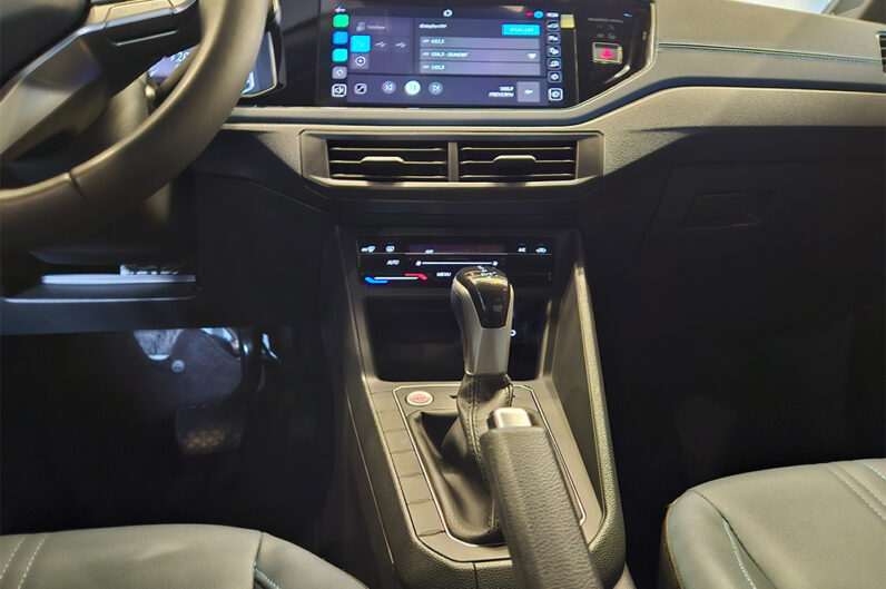 VOLKSWAGEN NIVUS 1.0 200 TSI TOTAL FLEX HIGHLINE AUTOMÁTICO 2025