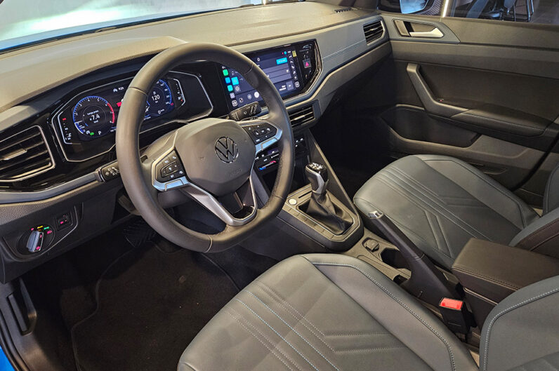 VOLKSWAGEN NIVUS 1.0 200 TSI TOTAL FLEX HIGHLINE AUTOMÁTICO 2025