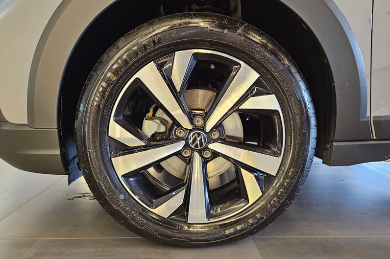VOLKSWAGEN NIVUS 1.0 200 TSI TOTAL FLEX HIGHLINE AUTOMÁTICO 2024