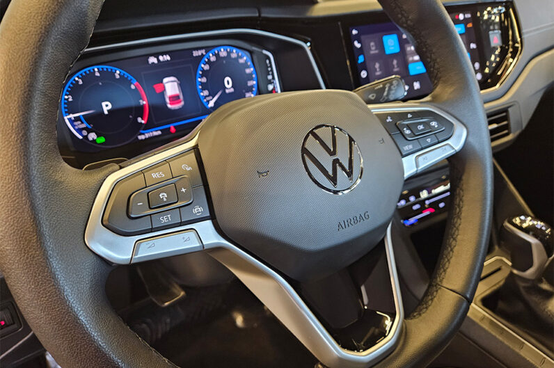 VOLKSWAGEN NIVUS 1.0 200 TSI TOTAL FLEX HIGHLINE AUTOMÁTICO 2024