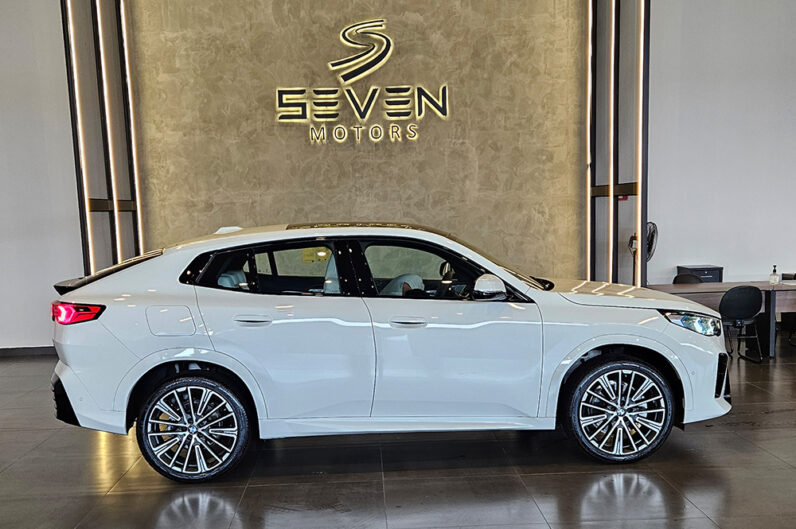 BMW X2 2.0 TURBO GASOLINA XDRIVE20I M SPORT STEPTRONIC 2026