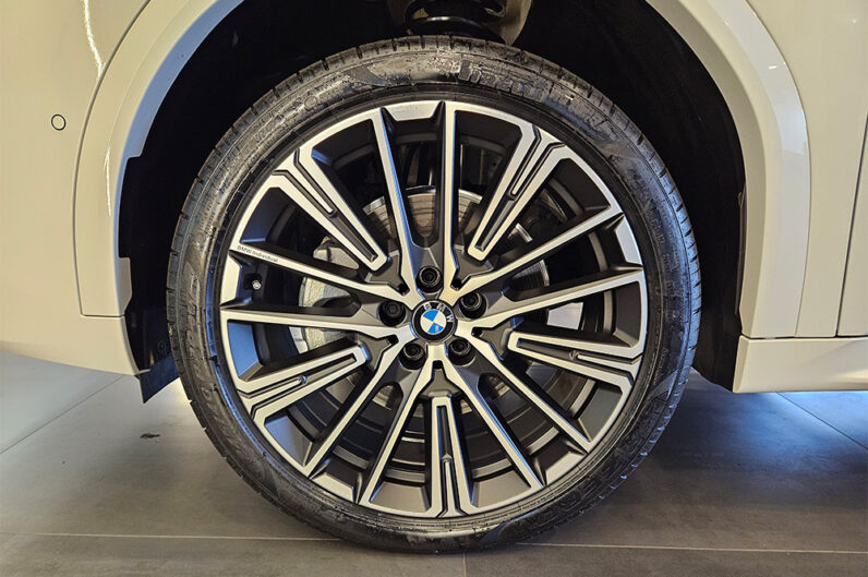 BMW X2 2.0 TURBO GASOLINA XDRIVE20I M SPORT STEPTRONIC 2026