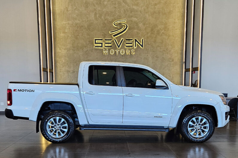 VOLKSWAGEN AMAROK 2.0 TRENDLINE 4X4 CD 16V TURBO INTERCOOLER DIESEL 4P AUTOMÁTICO 2017