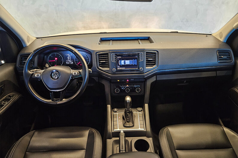 VOLKSWAGEN AMAROK 2.0 TRENDLINE 4X4 CD 16V TURBO INTERCOOLER DIESEL 4P AUTOMÁTICO 2017