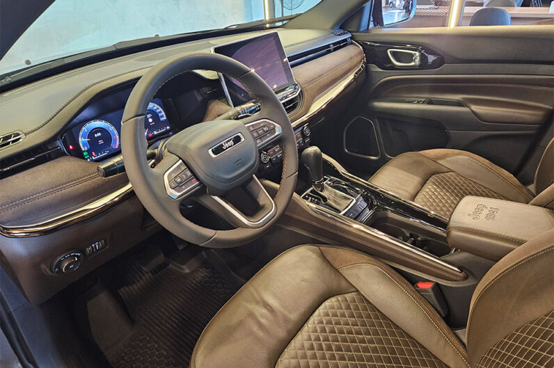 JEEP COMMANDER 1.3 T270 TURBO FLEX OVERLAND AT6 2023