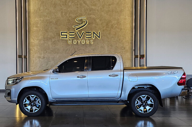 TOYOTA HILUX 2.8 SRX 4X4 CD 16V DIESEL 4P AUTOMÁTICO 2019