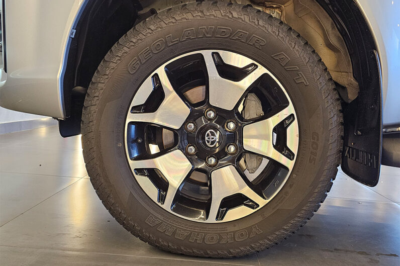 TOYOTA HILUX 2.8 SRX 4X4 CD 16V DIESEL 4P AUTOMÁTICO 2019