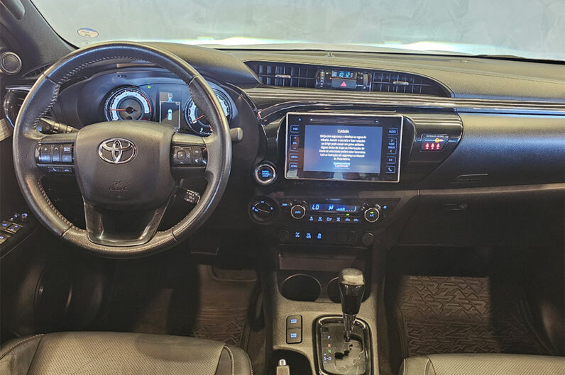 TOYOTA HILUX 2.8 SRX 4X4 CD 16V DIESEL 4P AUTOMÁTICO 2019
