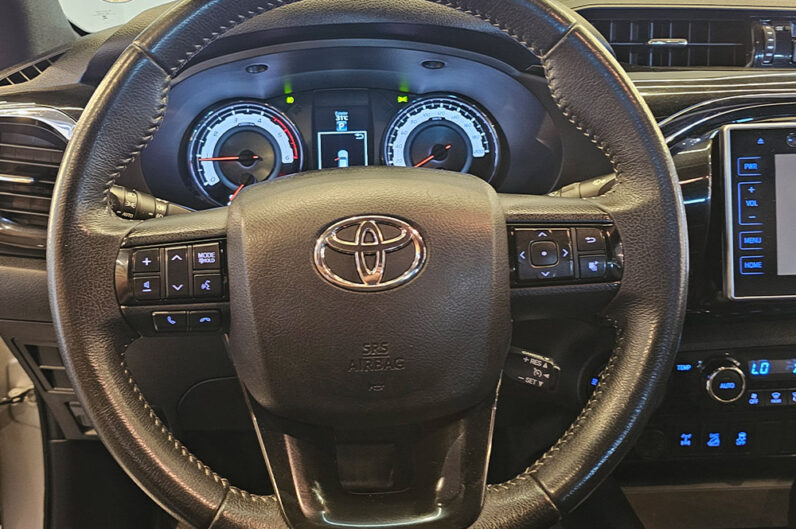 TOYOTA HILUX 2.8 SRX 4X4 CD 16V DIESEL 4P AUTOMÁTICO 2019