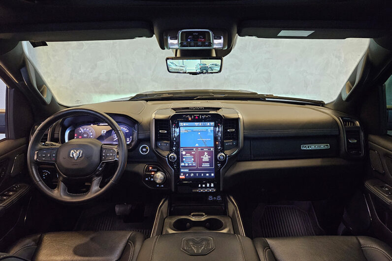 RAM 1500 5.7 V8 GASOLINA REBEL CD 4X4 AUTOMÁTICO 2024