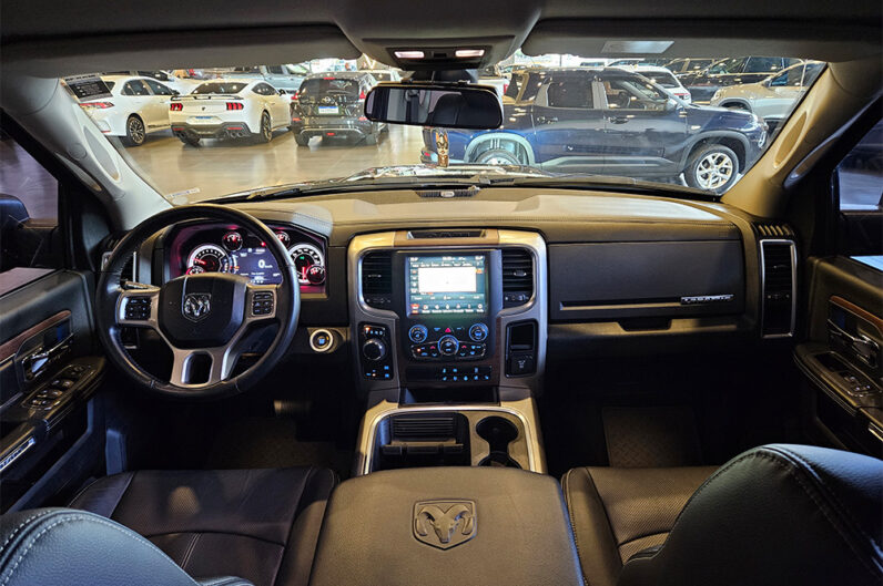 RAM 1500 5.7 V8 GASOLINA LIMITED NIGHT EDITION CD 4X4 AUTOMÁTICO 2023