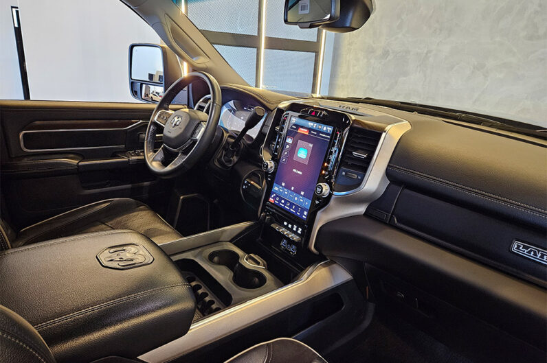 RAM 2500 6.7 I6 TURBO DIESEL LARAMIE CD 4X4 AUTOMÁTICO 2024