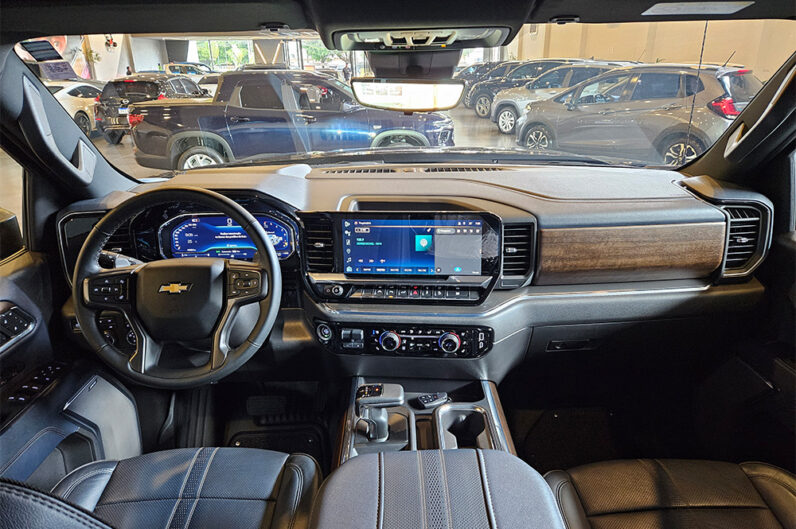 CHEVROLET SILVERADO 5.3 V8 GASOLINA 1500 HIGH COUNTRY 4X4 2024