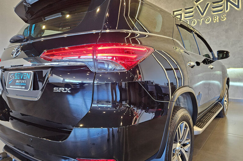 TOYOTA HILUX SW4 2.8 SRX 4X4 7 LUGARES 16V TURBO INTERCOOLER DIESEL 4P AUTOMÁTICO 2020