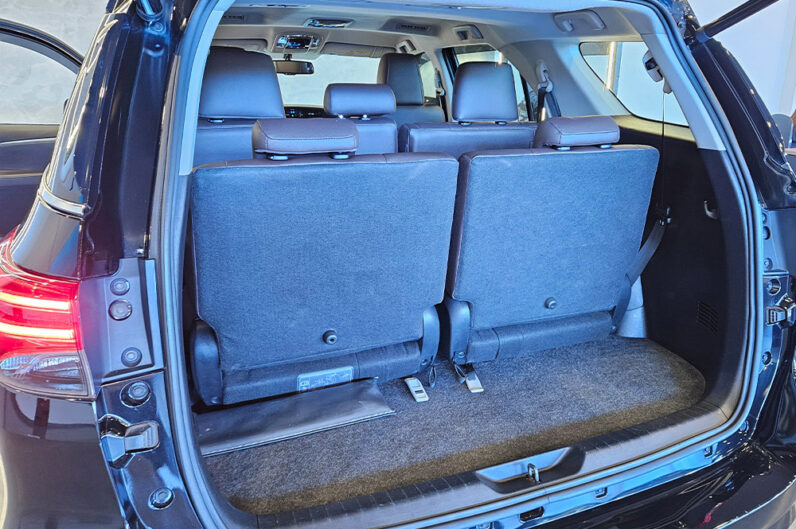 TOYOTA HILUX SW4 2.8 SRX 4X4 7 LUGARES 16V TURBO INTERCOOLER DIESEL 4P AUTOMÁTICO 2020