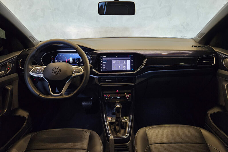 VOLKSWAGEN T-CROSS 1.0 200 TSI TOTAL FLEX COMFORTLINE AUTOMÁTICO 2022