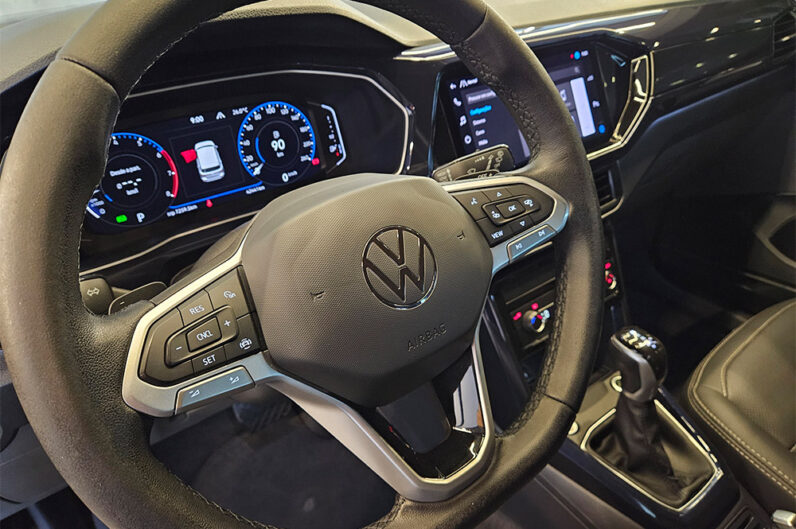 VOLKSWAGEN T-CROSS 1.0 200 TSI TOTAL FLEX COMFORTLINE AUTOMÁTICO 2022