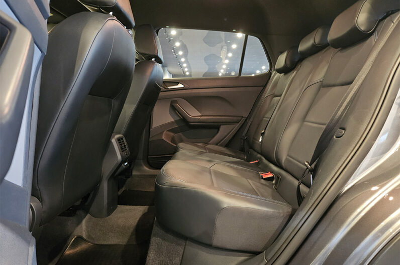 VOLKSWAGEN T-CROSS 1.0 200 TSI TOTAL FLEX AUTOMÁTICO 2024