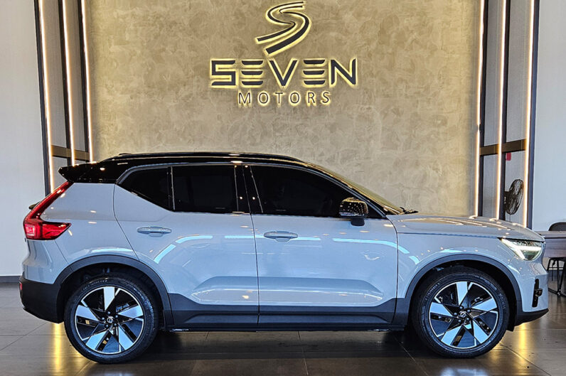 VOLVO XC40 P6 RECHARGE ELECTRIC PLUS 2024