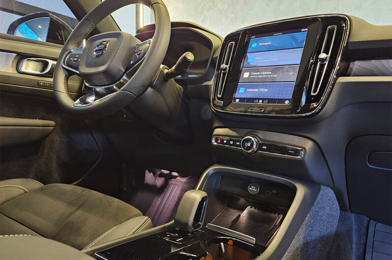 VOLVO XC40 P6 RECHARGE ELECTRIC PLUS 2024