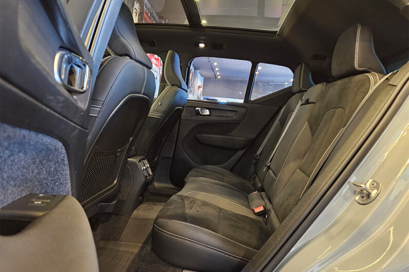 VOLVO XC40 P6 RECHARGE ELECTRIC PLUS 2024