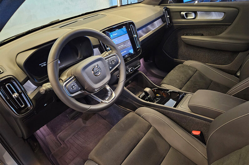 VOLVO XC40 P6 RECHARGE ELECTRIC PLUS 2024