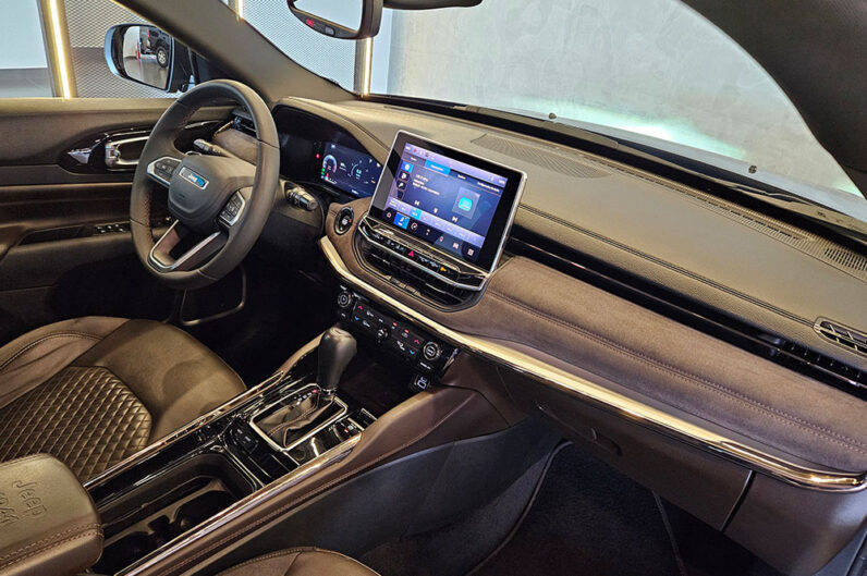 JEEP COMMANDER 1.3 T270 TURBO FLEX OVERLAND AT6 2023