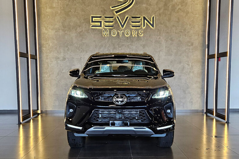 TOYOTA HILUX SW4 2.8 D-4D TURBO DIESEL DIAMOND 7L 4X4 AUTOMÁTICO 2026