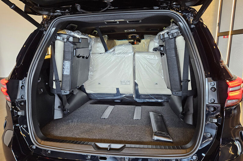 TOYOTA HILUX SW4 2.8 D-4D TURBO DIESEL DIAMOND 7L 4X4 AUTOMÁTICO 2026