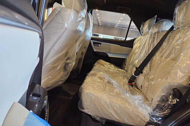 TOYOTA HILUX SW4 2.8 D-4D TURBO DIESEL DIAMOND 7L 4X4 AUTOMÁTICO 2026