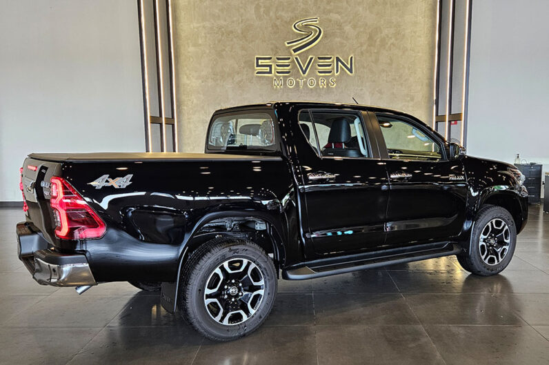 TOYOTA HILUX 2.8 D-4D TURBO DIESEL CD SRX 4X4 AUTOMÁTICO 2026