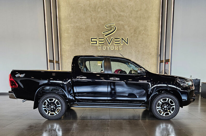 TOYOTA HILUX 2.8 D-4D TURBO DIESEL CD SRX 4X4 AUTOMÁTICO 2026