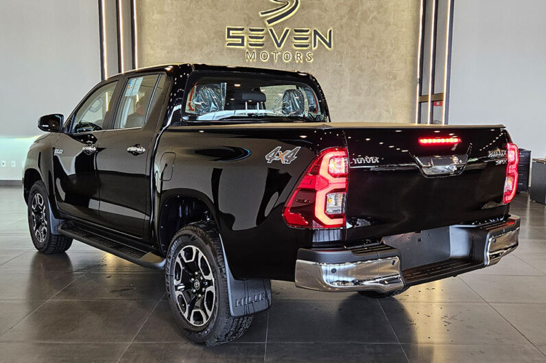 TOYOTA HILUX 2.8 D-4D TURBO DIESEL CD SRX 4X4 AUTOMÁTICO 2026