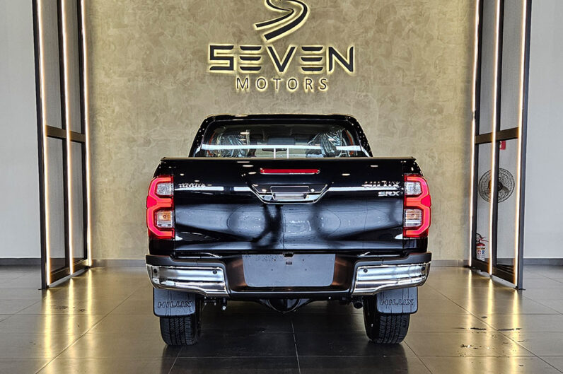TOYOTA HILUX 2.8 D-4D TURBO DIESEL CD SRX 4X4 AUTOMÁTICO 2026