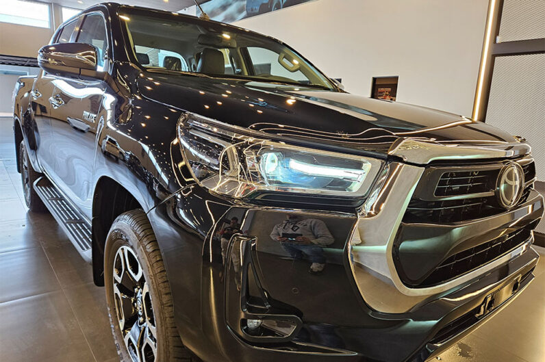 TOYOTA HILUX 2.8 D-4D TURBO DIESEL CD SRX 4X4 AUTOMÁTICO 2026