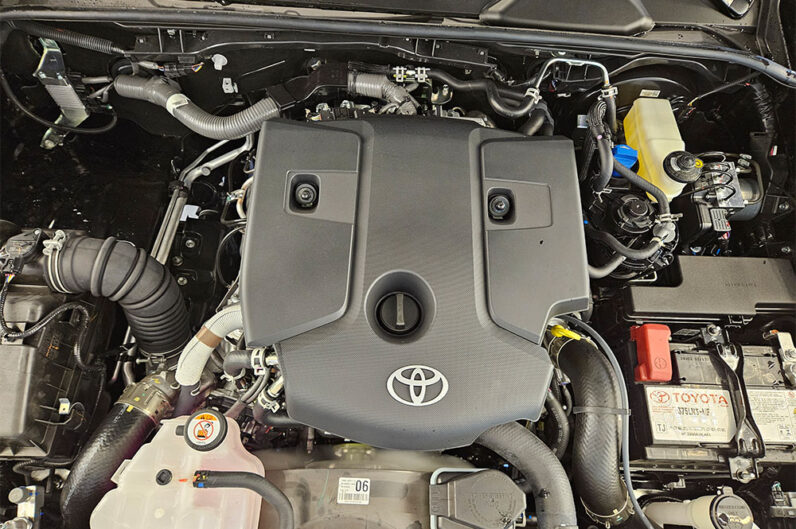 TOYOTA HILUX 2.8 D-4D TURBO DIESEL CD SRX 4X4 AUTOMÁTICO 2026