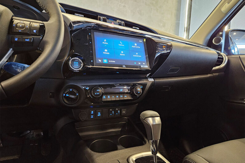 TOYOTA HILUX 2.8 D-4D TURBO DIESEL CD SRX 4X4 AUTOMÁTICO 2026